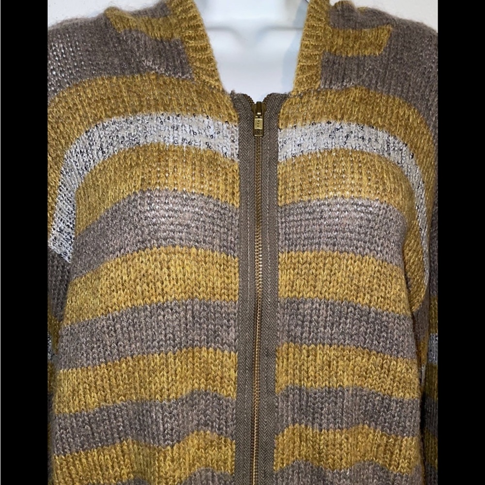 Moda International Cardigan - Picture 3 of 7